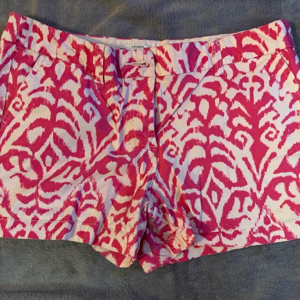 Crown & Ivy Pink and White Patterned Women Shorts